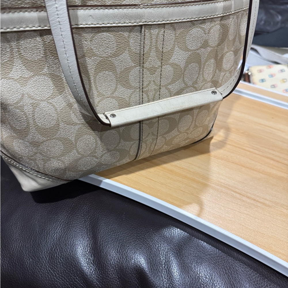 Coach Signature Beige Tote with Hand Crafted Bag Charm Jewelry - Picture 14 of 14
